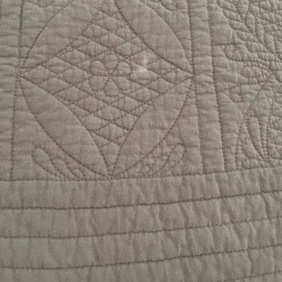 Pottery Barn Hanna Cotton/Linen Quilt • Full/Queen - Picture 6 of 6